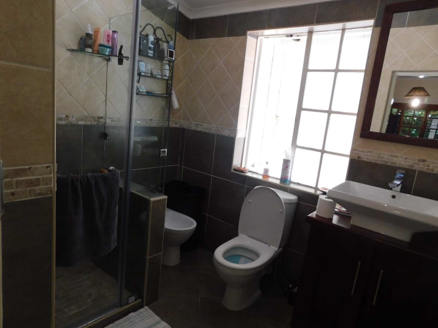 To Let 4 Bedroom Property for Rent in Morningside Ext 40 Gauteng