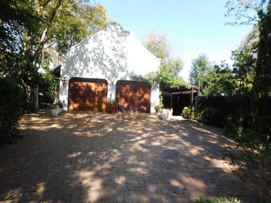 To Let 4 Bedroom Property for Rent in Morningside Ext 40 Gauteng