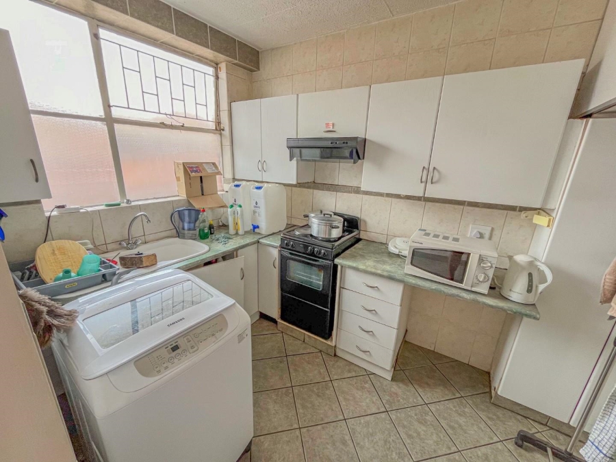 2 Bedroom Property for Sale in La Montagne Gauteng