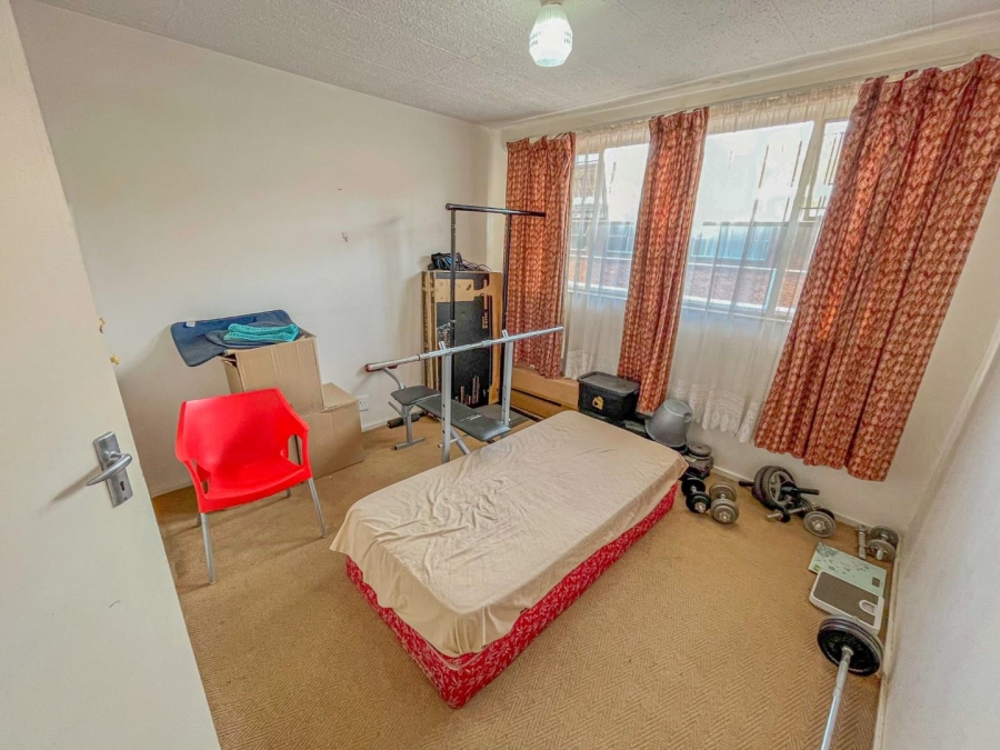 2 Bedroom Property for Sale in La Montagne Gauteng