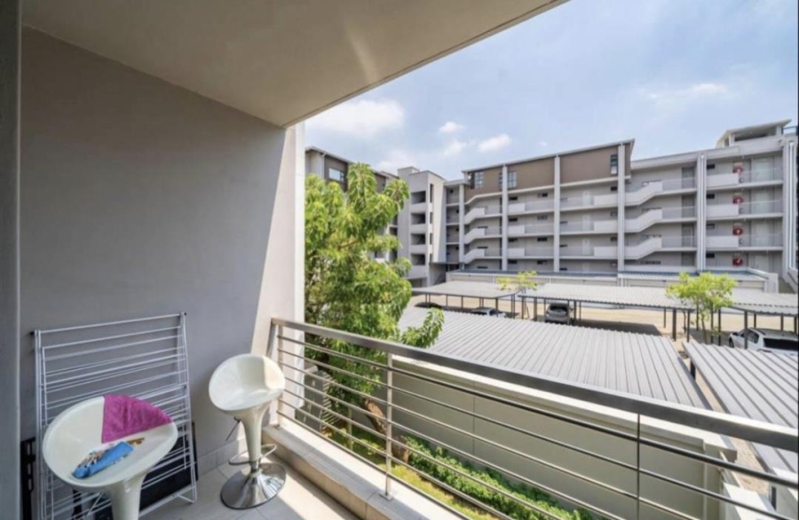 To Let 2 Bedroom Property for Rent in Rosebank Gauteng