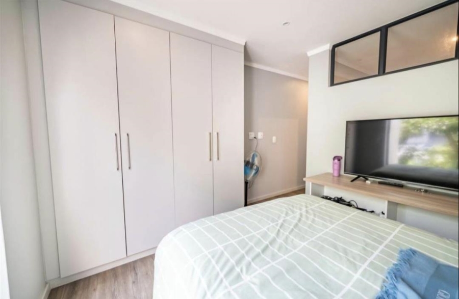 To Let 2 Bedroom Property for Rent in Rosebank Gauteng