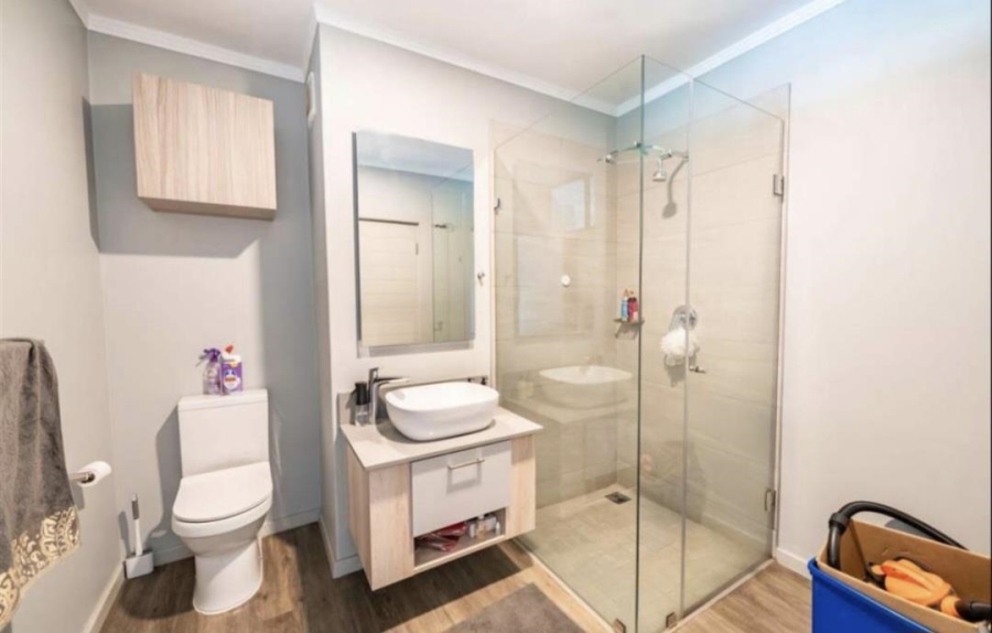 To Let 2 Bedroom Property for Rent in Rosebank Gauteng