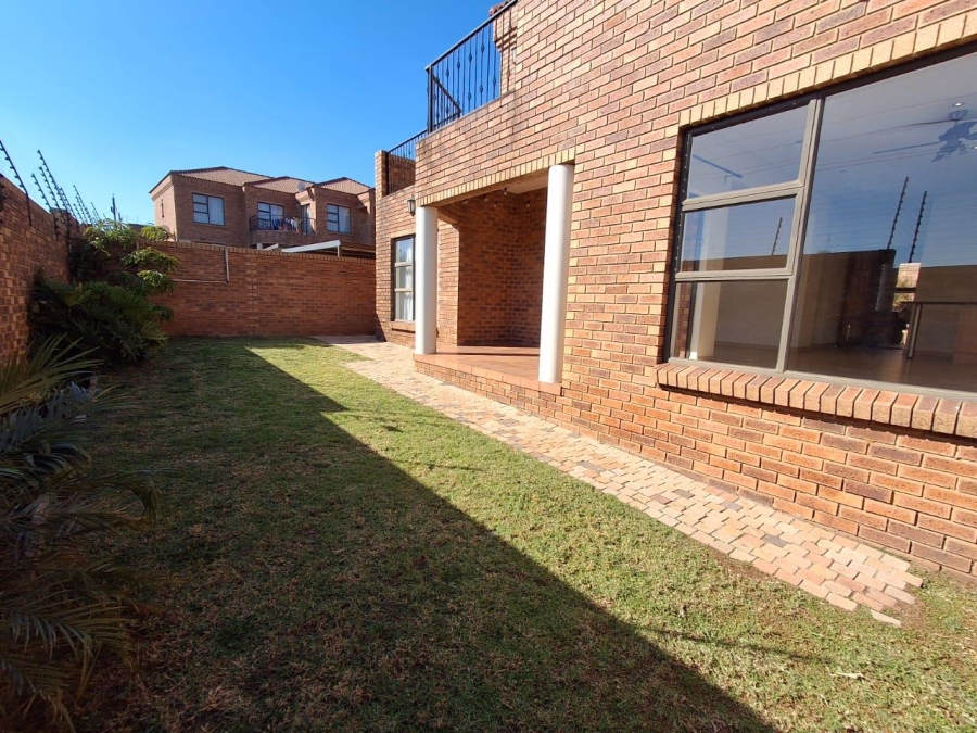 2 Bedroom Property for Sale in Liefde en Vrede Gauteng