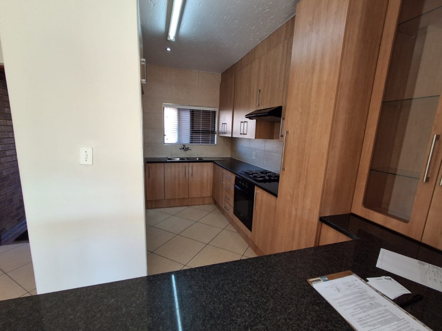 2 Bedroom Property for Sale in Liefde en Vrede Gauteng