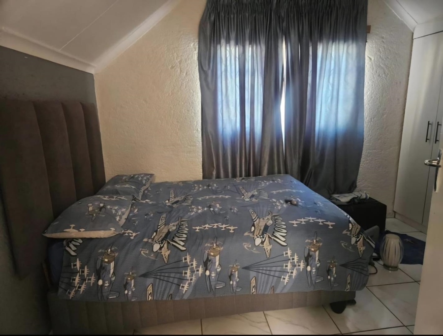 2 Bedroom Property for Sale in Bassonia Gauteng