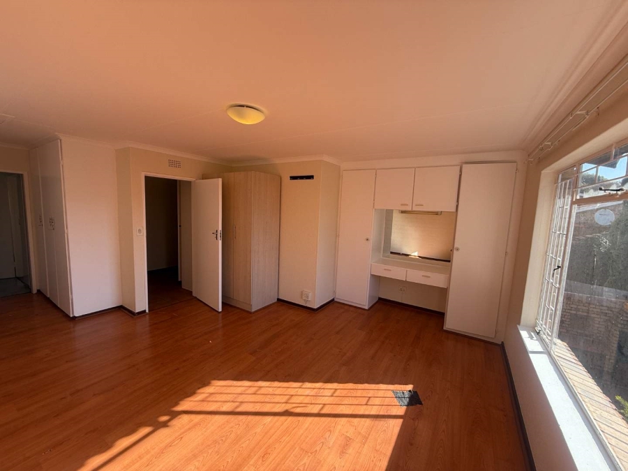 To Let 2 Bedroom Property for Rent in Windsor West Gauteng