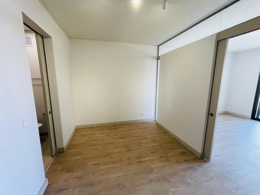 To Let 1 Bedroom Property for Rent in Rosebank Gauteng