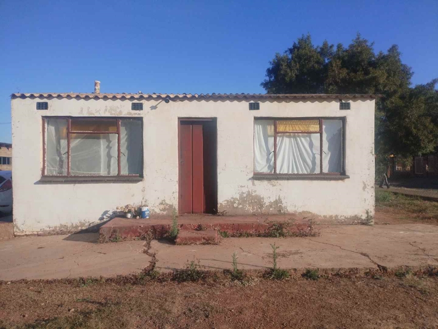 2 Bedroom Property for Sale in Mamelodi West Gauteng