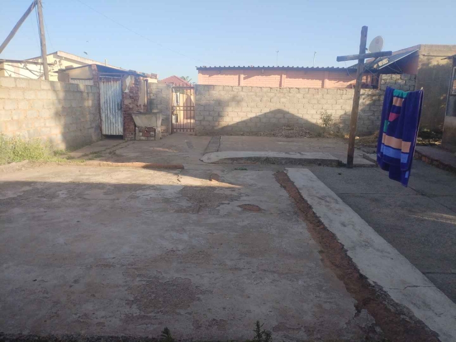 2 Bedroom Property for Sale in Mamelodi West Gauteng