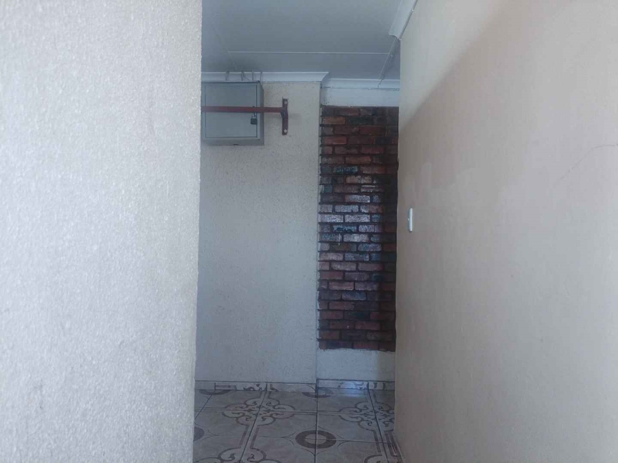 To Let 1 Bedroom Property for Rent in Mamelodi East Gauteng