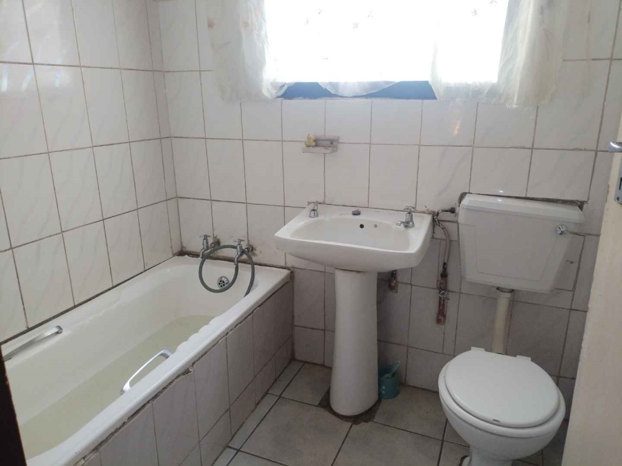2 Bedroom Property for Sale in Mamelodi East Gauteng