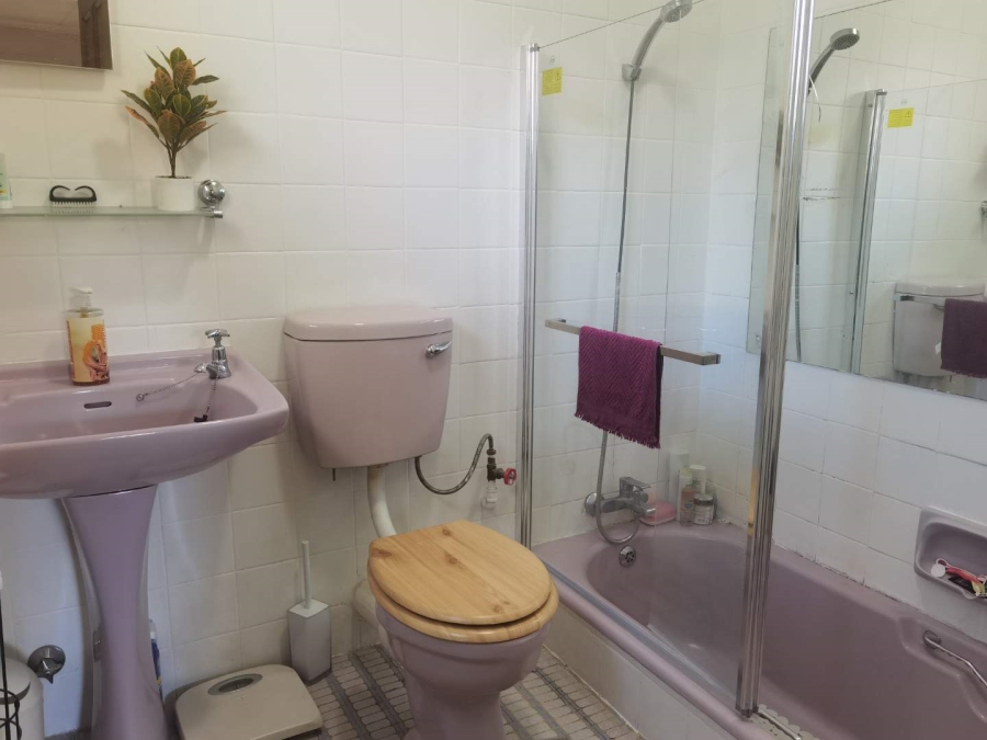 4 Bedroom Property for Sale in Allen Grove Gauteng