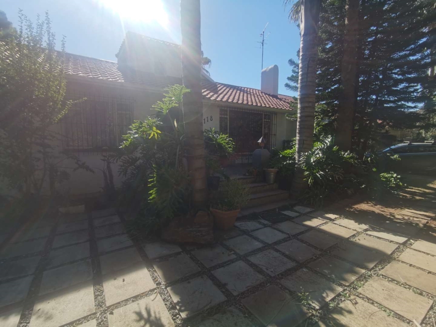 4 Bedroom Property for Sale in Allen Grove Gauteng