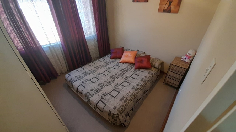 4 Bedroom Property for Sale in Birchleigh North Gauteng