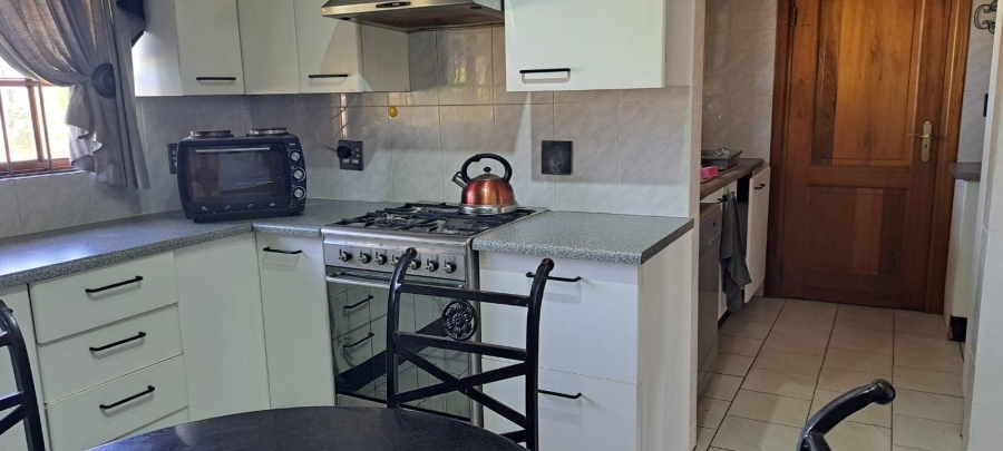 6 Bedroom Property for Sale in Norton Home Estate AH Gauteng