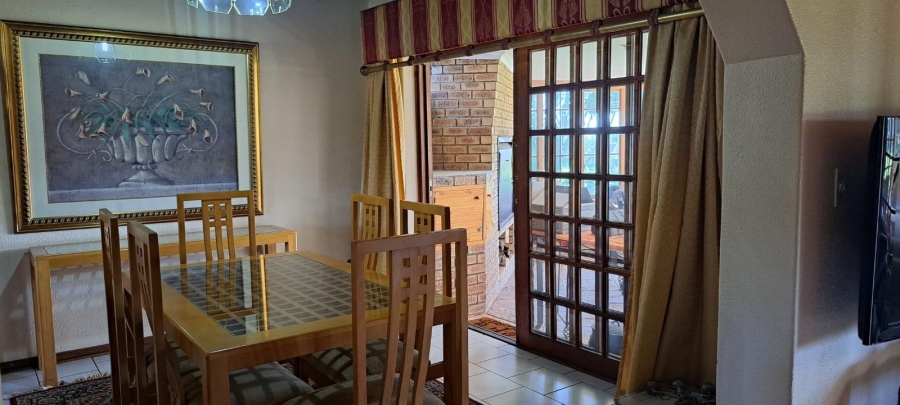 6 Bedroom Property for Sale in Norton Home Estate AH Gauteng