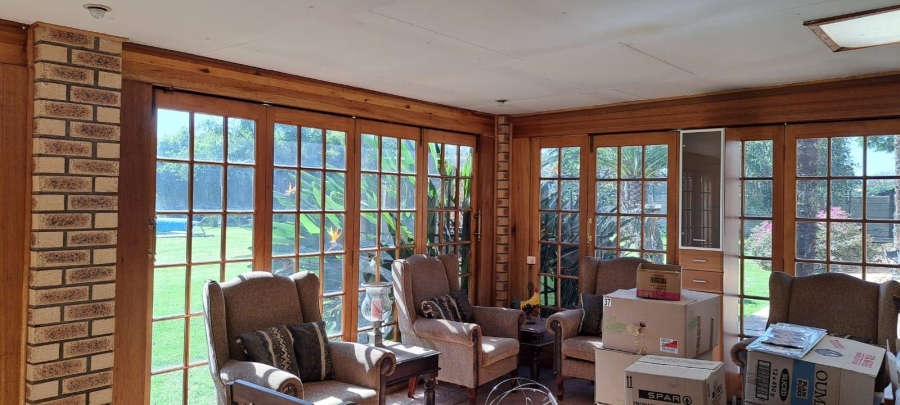 6 Bedroom Property for Sale in Norton Home Estate AH Gauteng