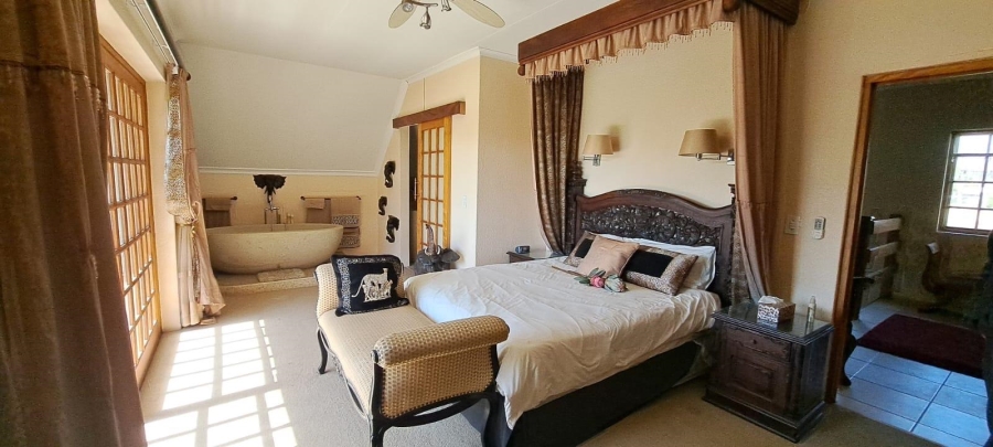 6 Bedroom Property for Sale in Norton Home Estate AH Gauteng
