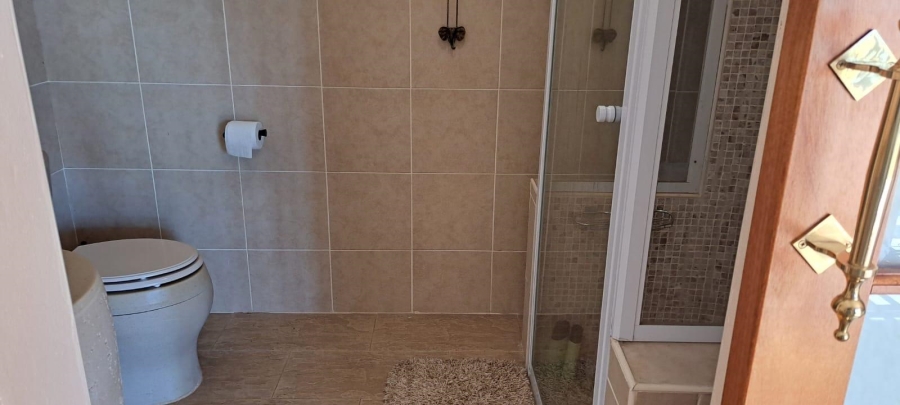 6 Bedroom Property for Sale in Norton Home Estate AH Gauteng