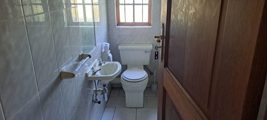6 Bedroom Property for Sale in Norton Home Estate AH Gauteng