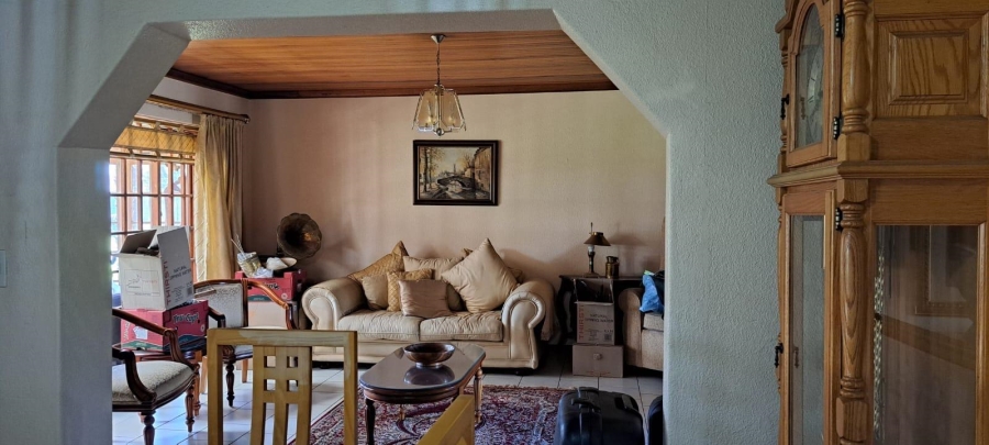 6 Bedroom Property for Sale in Norton Home Estate AH Gauteng