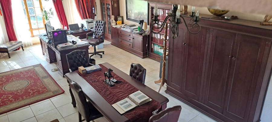 6 Bedroom Property for Sale in Norton Home Estate AH Gauteng