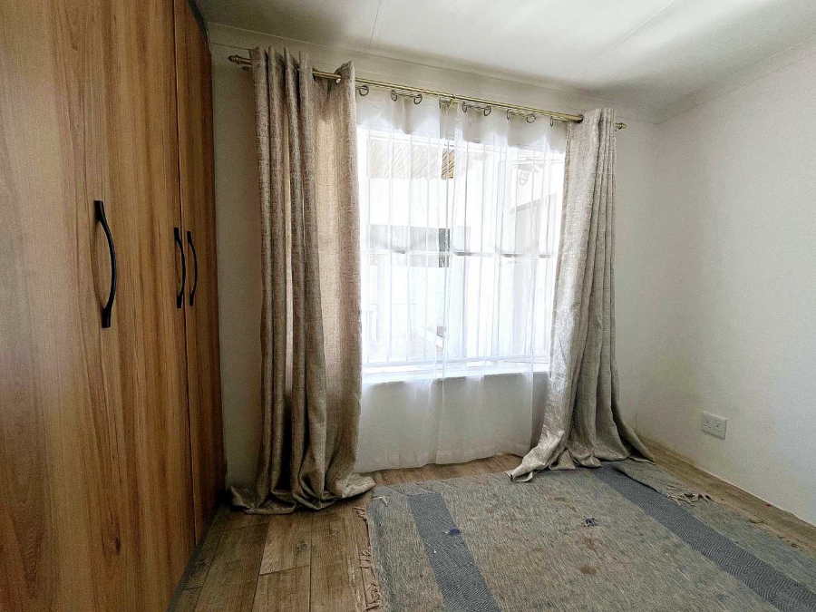 3 Bedroom Property for Sale in Faerie Glen Gauteng