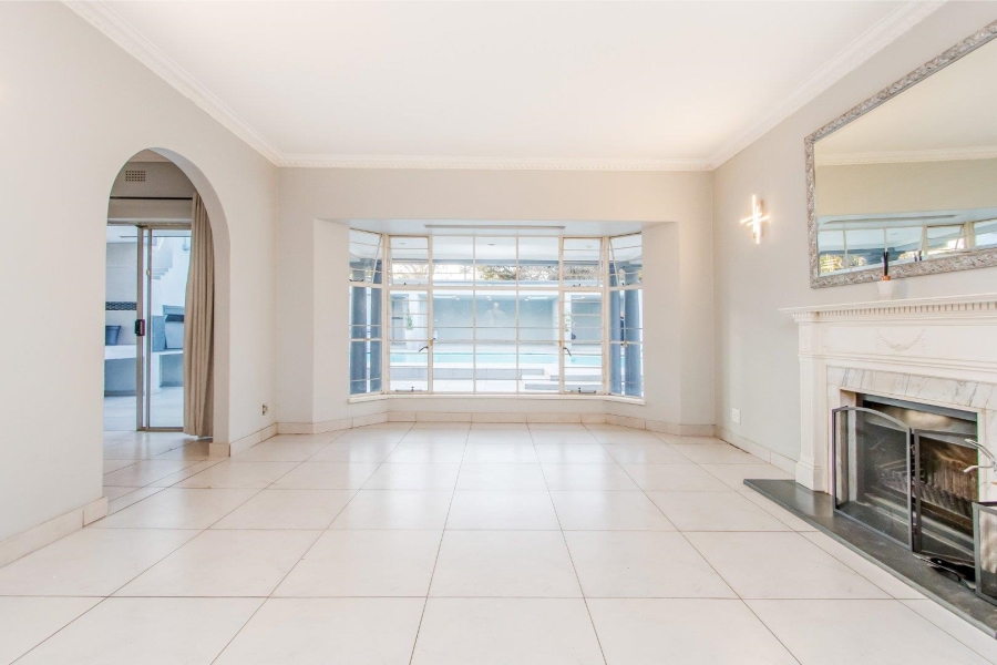 5 Bedroom Property for Sale in Cresta Gauteng