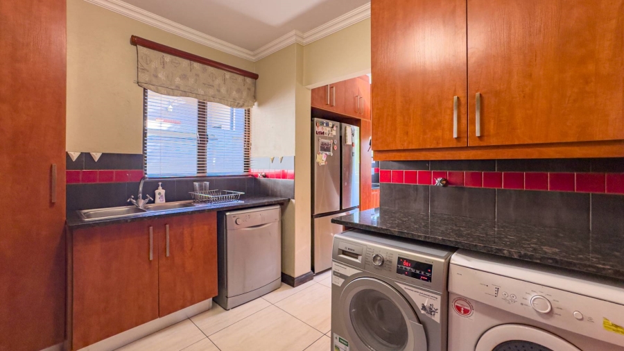 4 Bedroom Property for Sale in Midlands Estate Gauteng