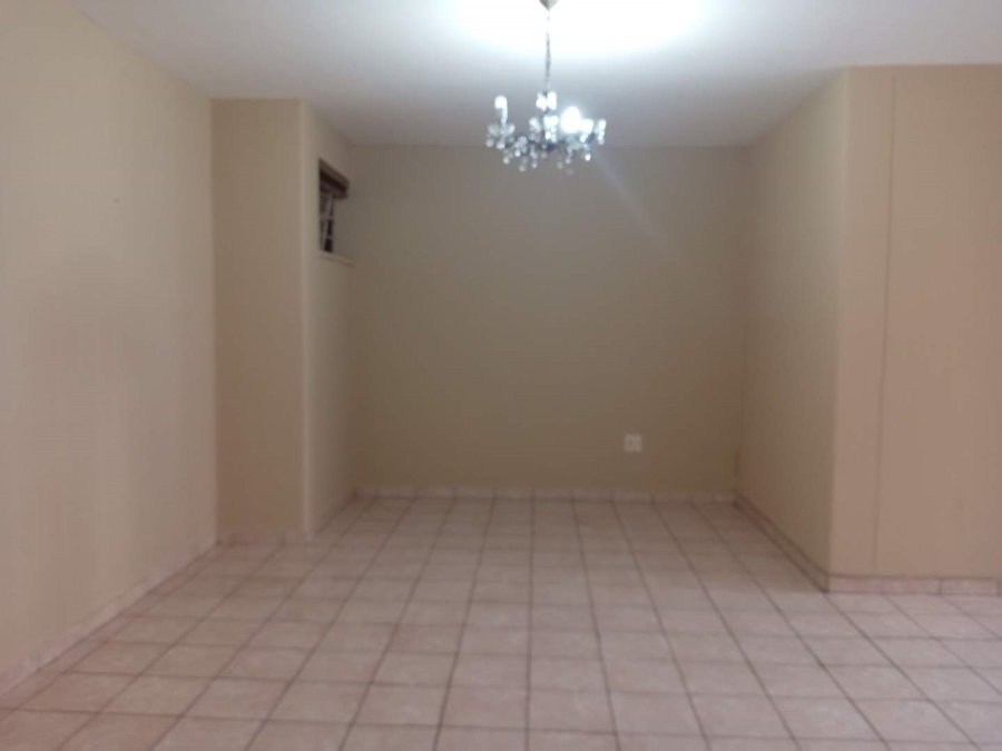 2 Bedroom Property for Sale in Killarney Gauteng