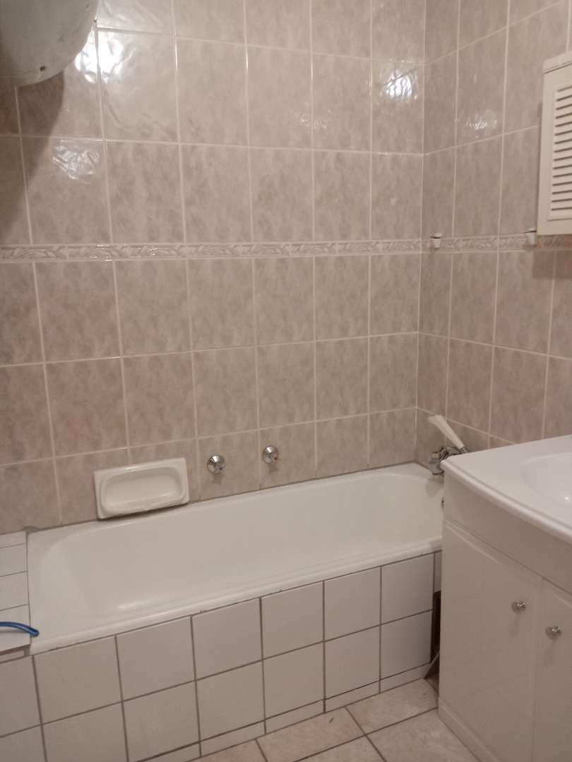 2 Bedroom Property for Sale in Killarney Gauteng