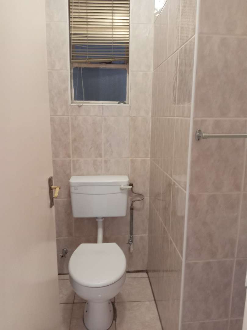 2 Bedroom Property for Sale in Killarney Gauteng