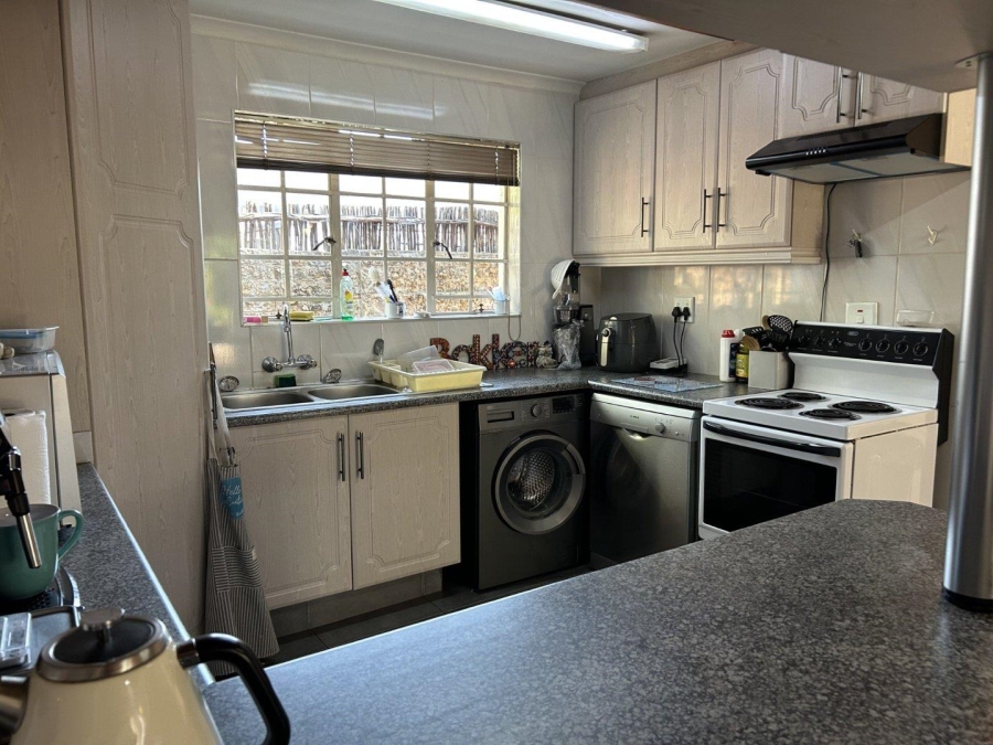 To Let 3 Bedroom Property for Rent in Rynfield Gauteng
