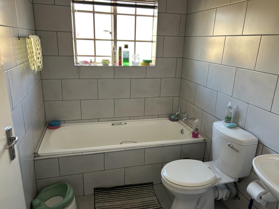 To Let 3 Bedroom Property for Rent in Rynfield Gauteng