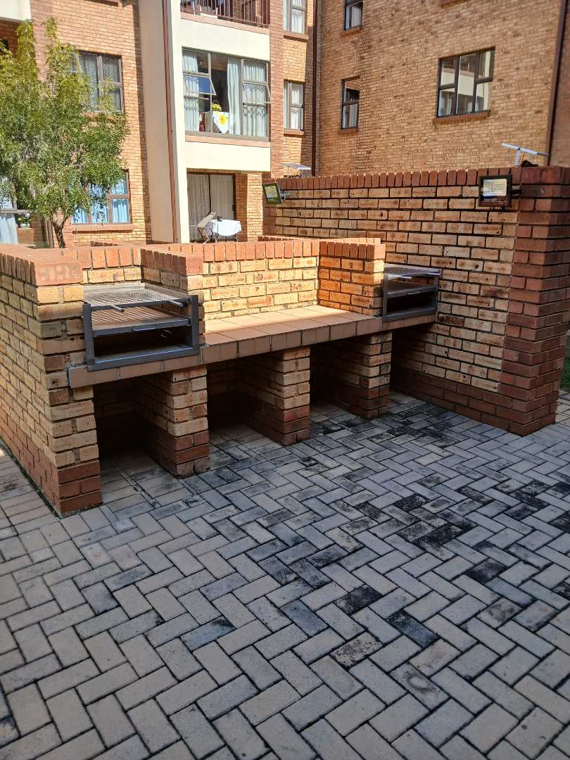 2 Bedroom Property for Sale in Brentwood Gauteng