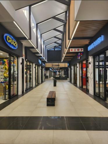 To Let commercial Property for Rent in Moreleta Park Gauteng
