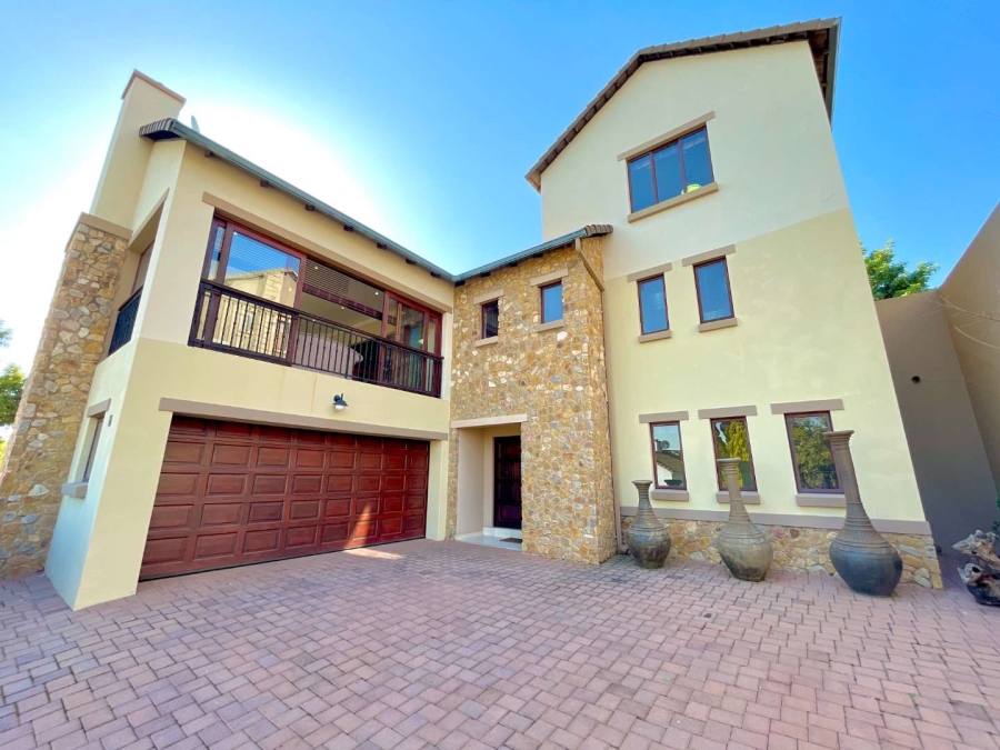 3 Bedroom Property for Sale in Olympus Gauteng