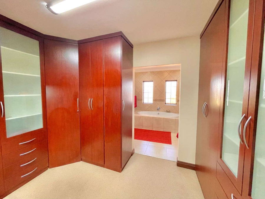 3 Bedroom Property for Sale in Olympus Gauteng