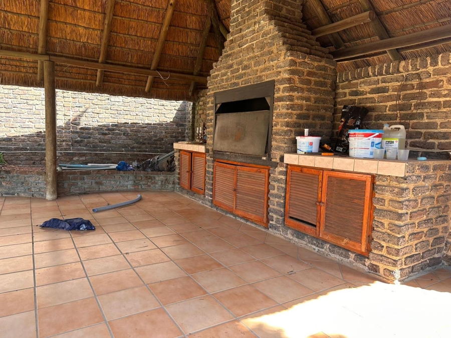 To Let 3 Bedroom Property for Rent in Roodekrans Gauteng