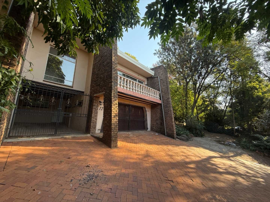 To Let 4 Bedroom Property for Rent in Florida Hills Gauteng