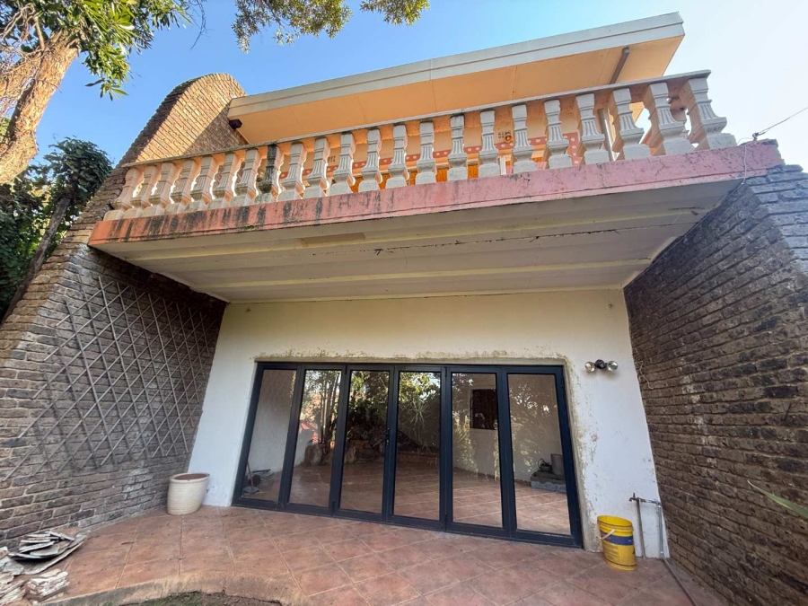 To Let 4 Bedroom Property for Rent in Florida Hills Gauteng