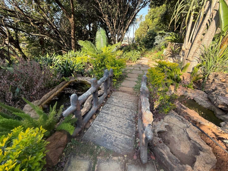 To Let 4 Bedroom Property for Rent in Florida Hills Gauteng