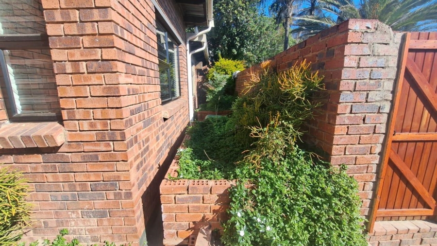 To Let 3 Bedroom Property for Rent in Ferndale Gauteng