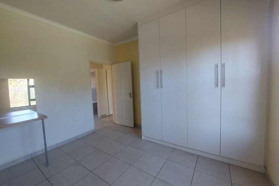 To Let 2 Bedroom Property for Rent in Woodmead Gauteng