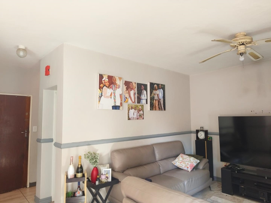 2 Bedroom Property for Sale in Silverton Gauteng