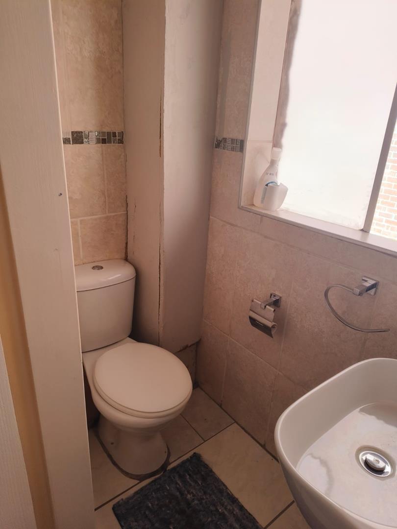 2 Bedroom Property for Sale in Silverton Gauteng