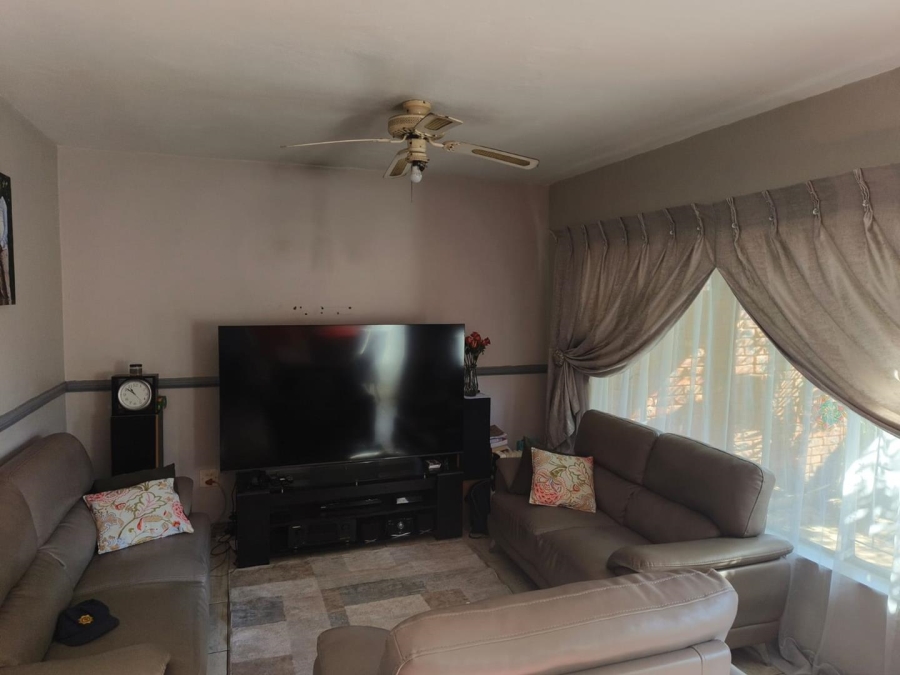 2 Bedroom Property for Sale in Silverton Gauteng