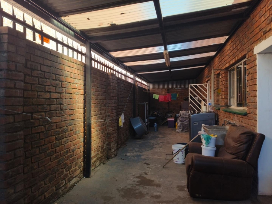 2 Bedroom Property for Sale in Silverton Gauteng