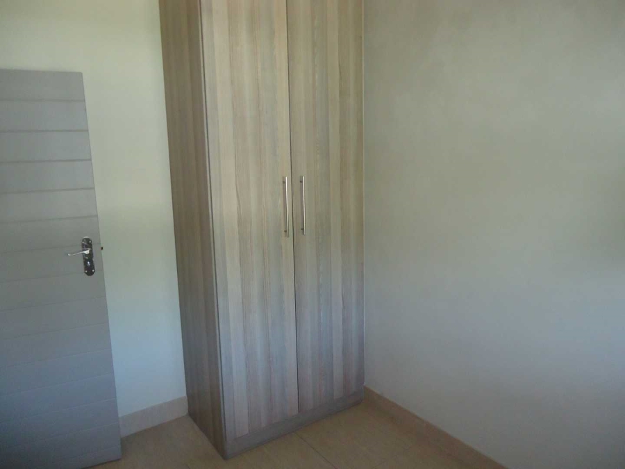 To Let 2 Bedroom Property for Rent in Moregloed Gauteng